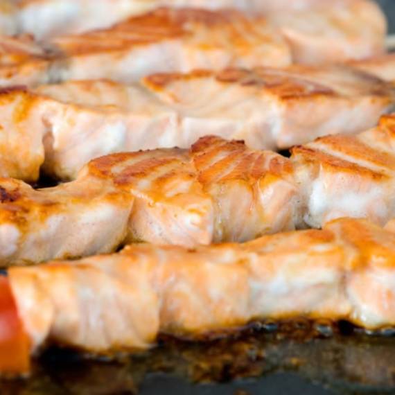 catering-monebre-barbecue-fish
